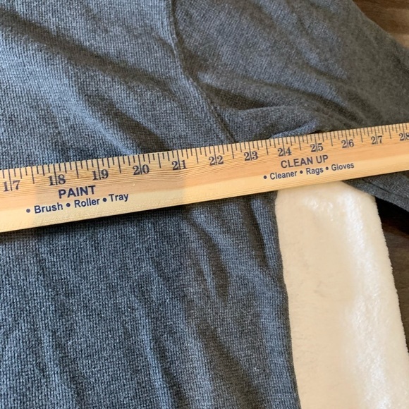 L.L. Bean 100% Cotton Dark Gray Crew Neck Sweater Men’s Large-reg - Picture 3 of 5